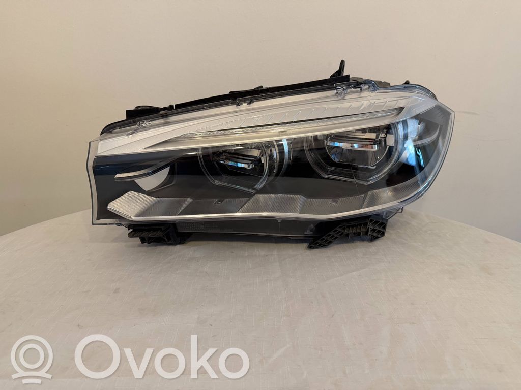 BMW X5 F15 Lampa przednia 