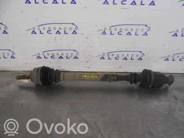 Etuvetoakseli   7701469375