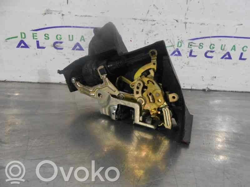Mercedes-Benz E W210 Serratura portiera posteriore