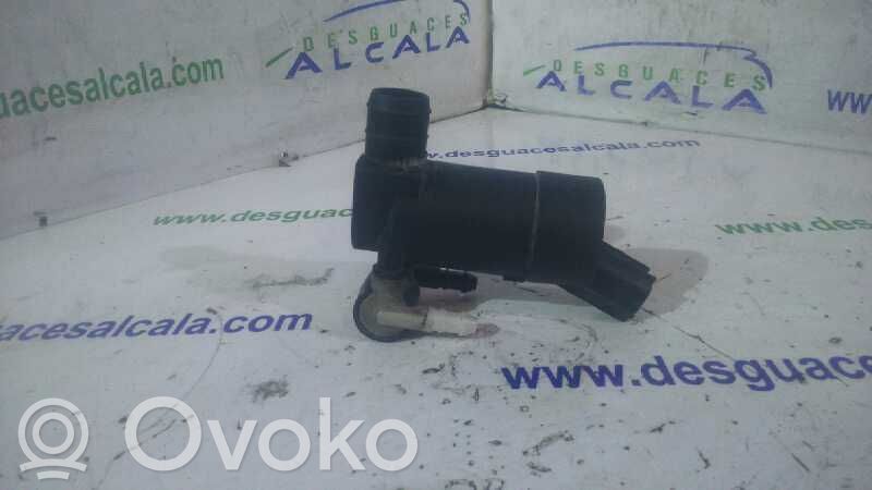 Ford Mondeo Mk III Tuulilasi tuulilasinpesimen pumppu 