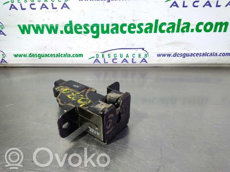 Tailgate lock latch   5PINES