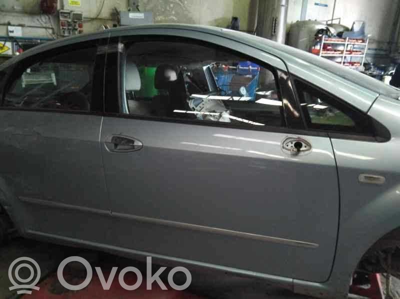 Fiat Linea Porte avant 