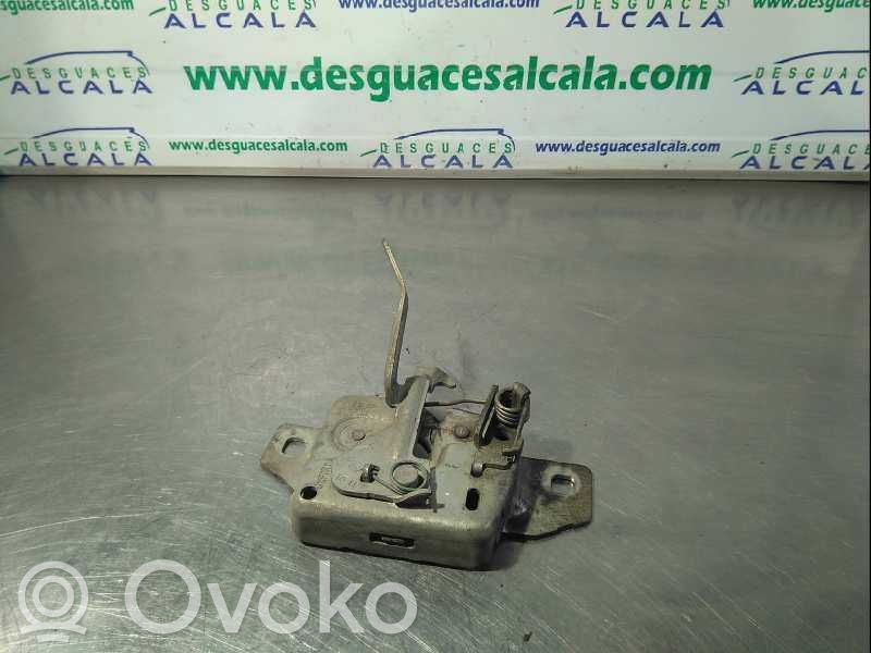 Renault Kangoo I Cârlig/ureche fixare 