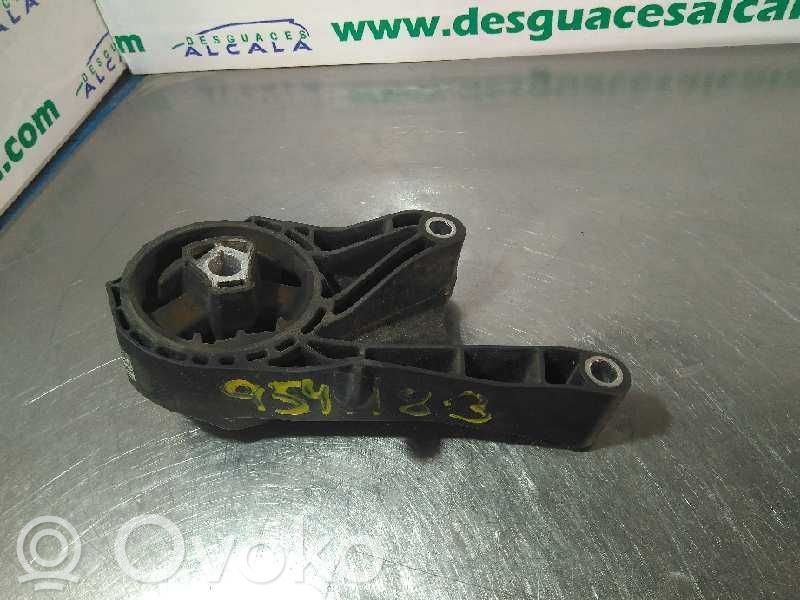 Opel Astra H Moottorin kiinnikekorvake 