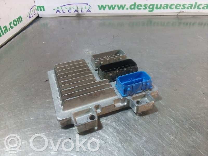 Unidad de control/módulo del motor   12669134