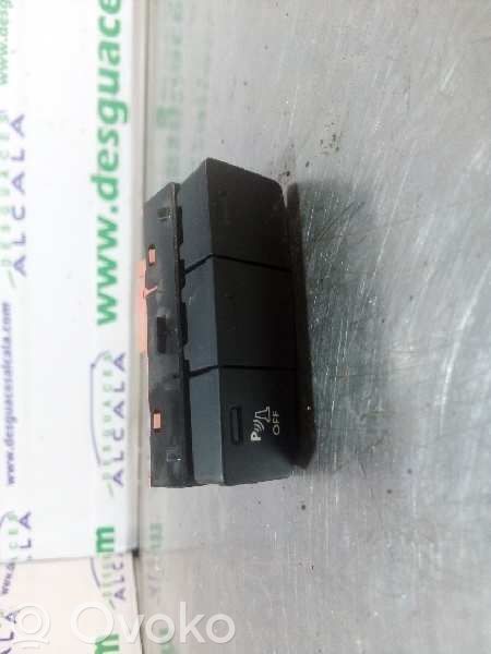 Citroen C4 Grand Picasso Comutator încălzire parbriz/lunetă 