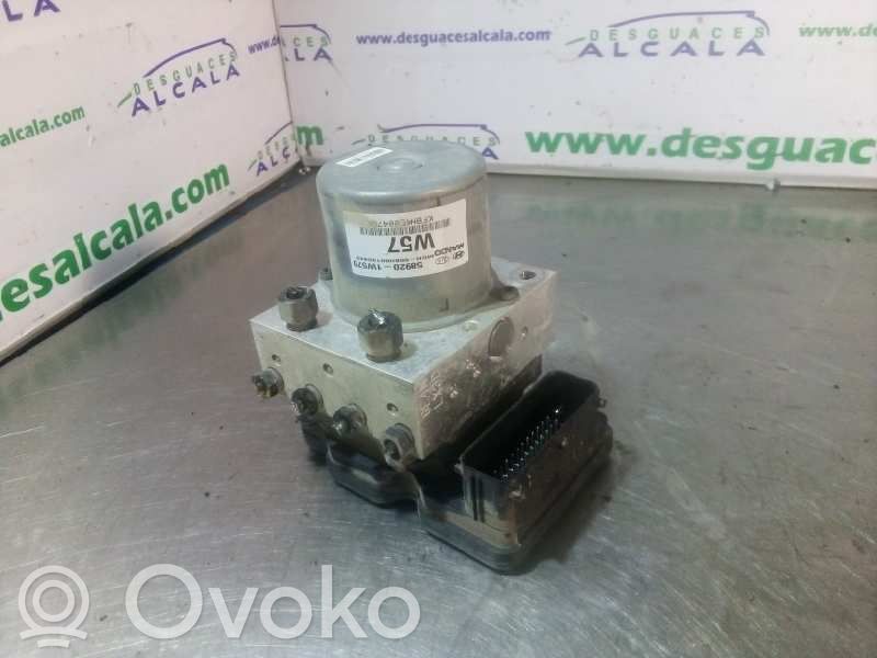 ABS control unit/module   589201W570