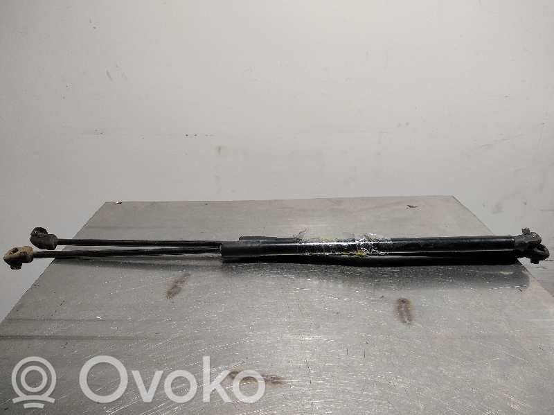 Opel Astra J Amortizatorius galinio dangčio 