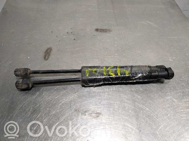 BMW 3 E90 E91 Front bonnet/hood damper/strut 