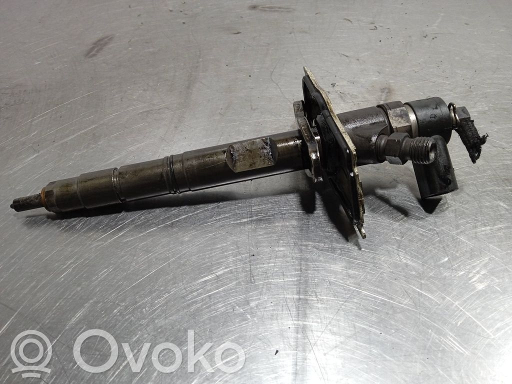 Inyector de combustible   057130277