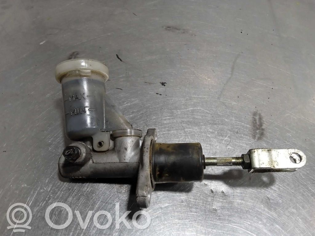 Nissan Terrano Kytkimen apusylinteri 
