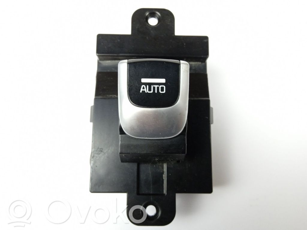 KIA Optima Electric window control switch 