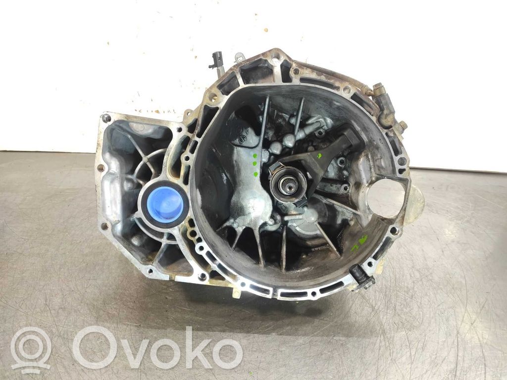 Nissan X-Trail T30 Cutie viteze manuală cu 5 trepte 