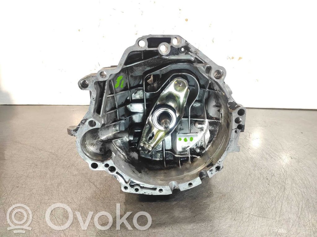 Audi A4 S4 B5 8D Manualna 5-biegowa skrzynia biegów 
