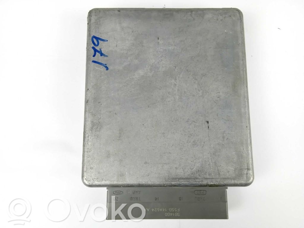 Unidad de control/módulo del motor   2S4112A650DA