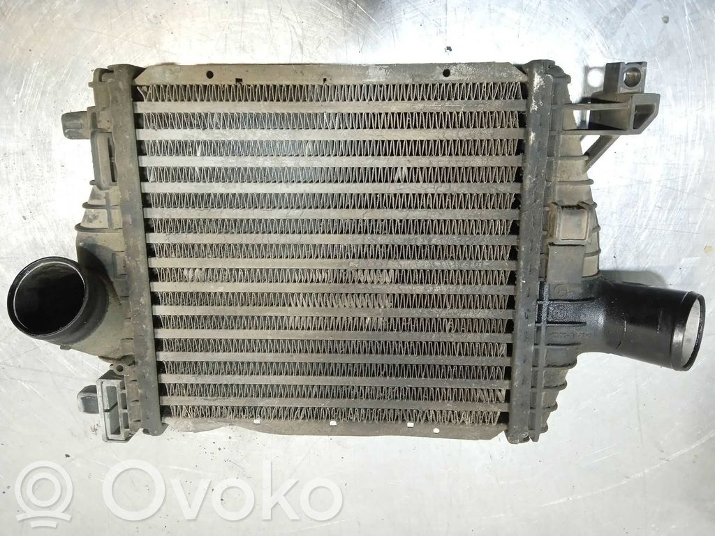 Mercedes-Benz Vito Viano W638 Chłodnica 