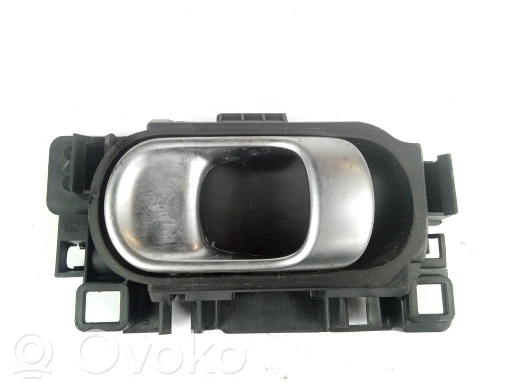 Front door interior handle   39008123