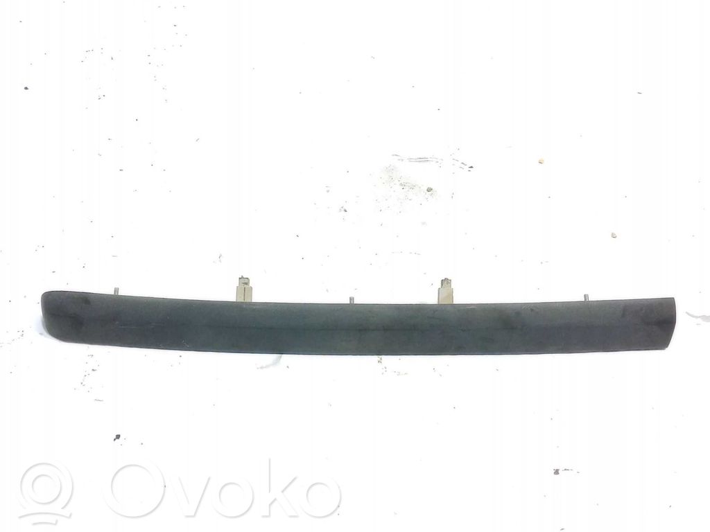 Moldura inferior