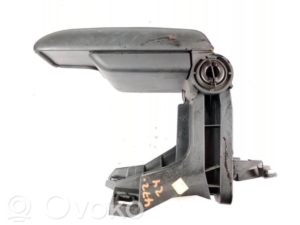 Armrest   84506928461