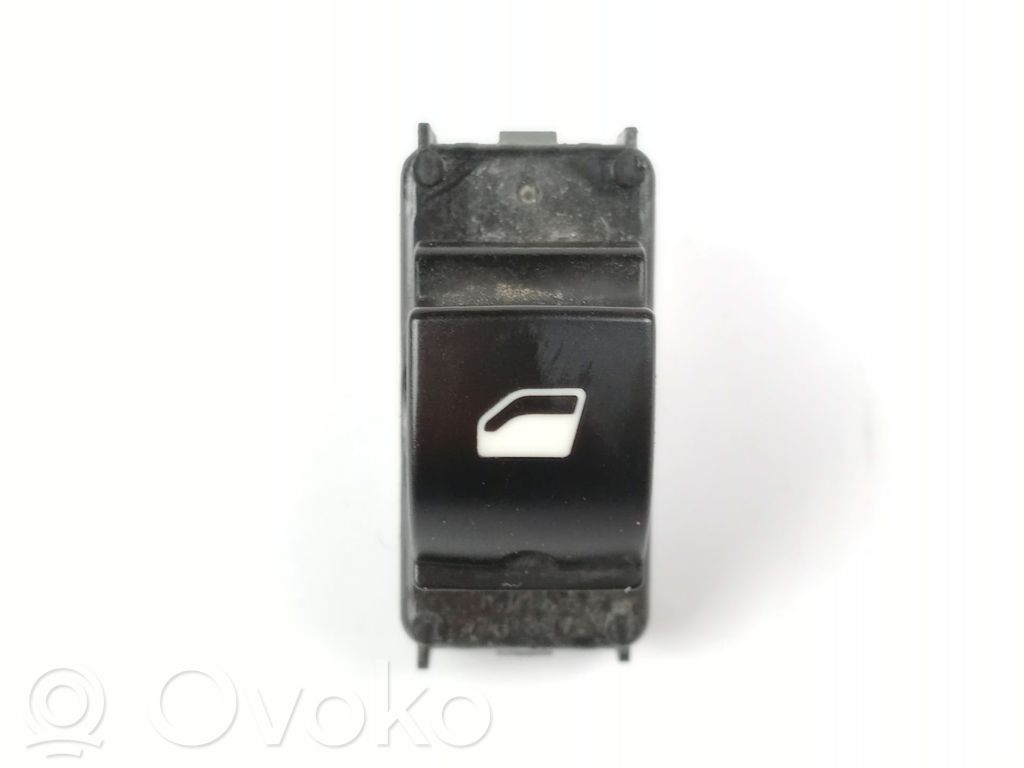Electric window control switch   96762292ZD