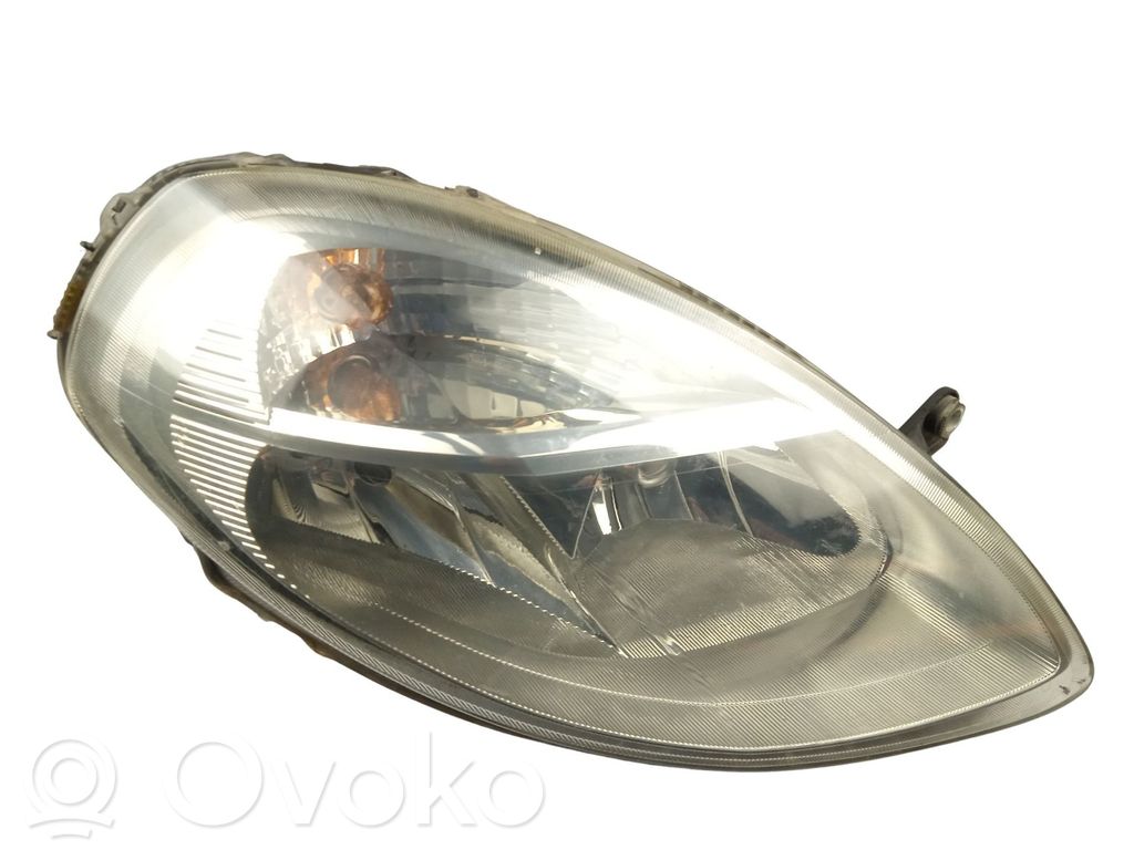 Lancia Ypsilon Headlight/headlamp 