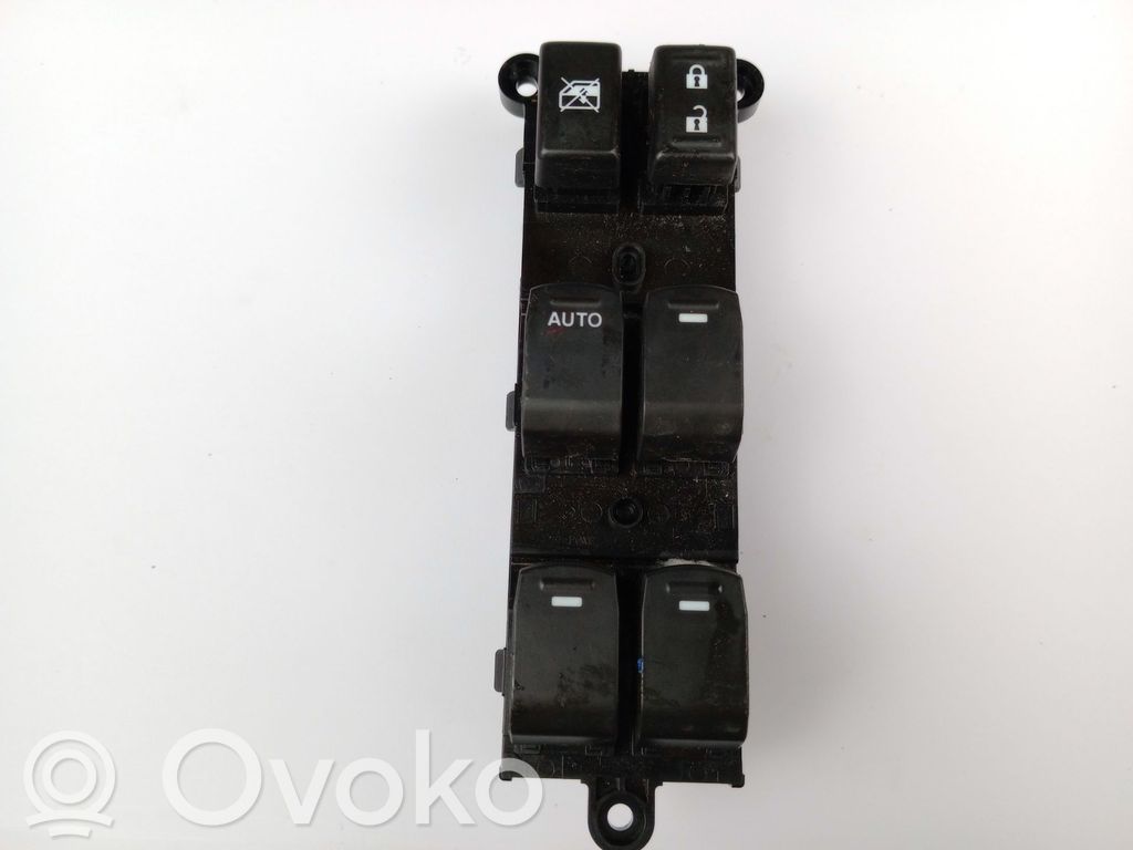 Electric window control switch   54P61