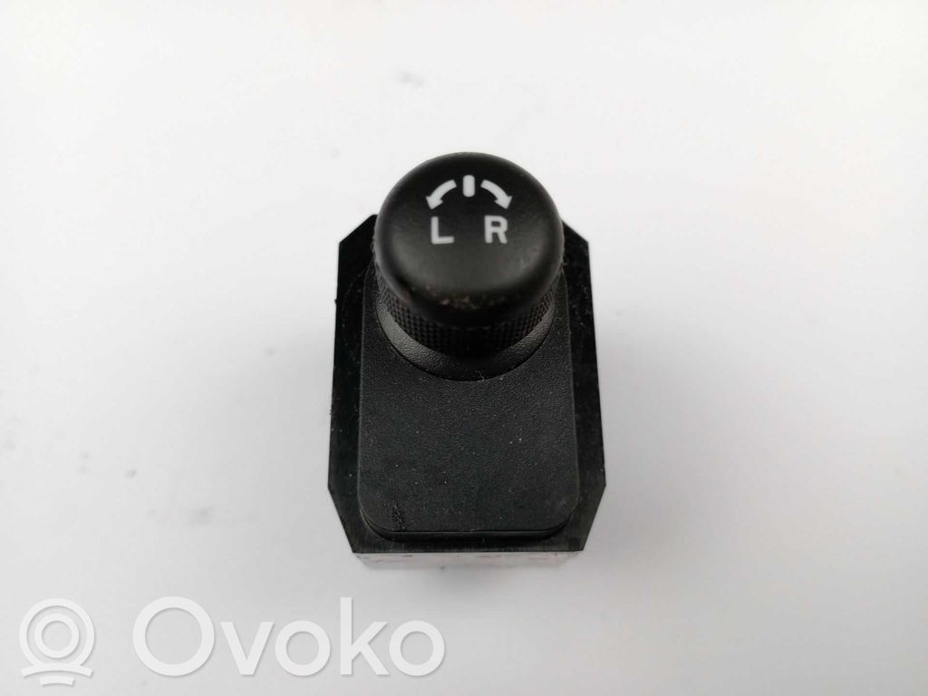 Interruptor del espejo lateral   57L01732T