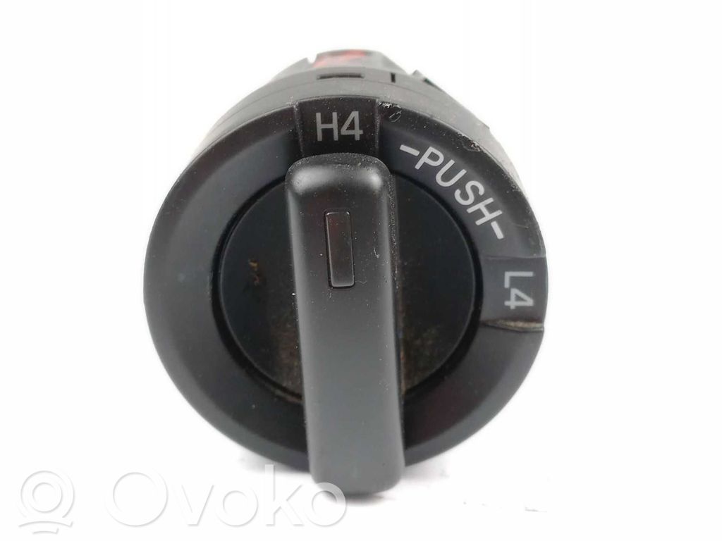 Toyota Land Cruiser (J200) Przycisk / Przełącznik ogrzewania szyby przedniej / czołowej 