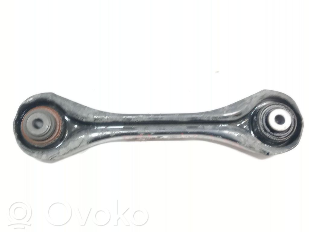 Brazo de suspensión trasero   6777980