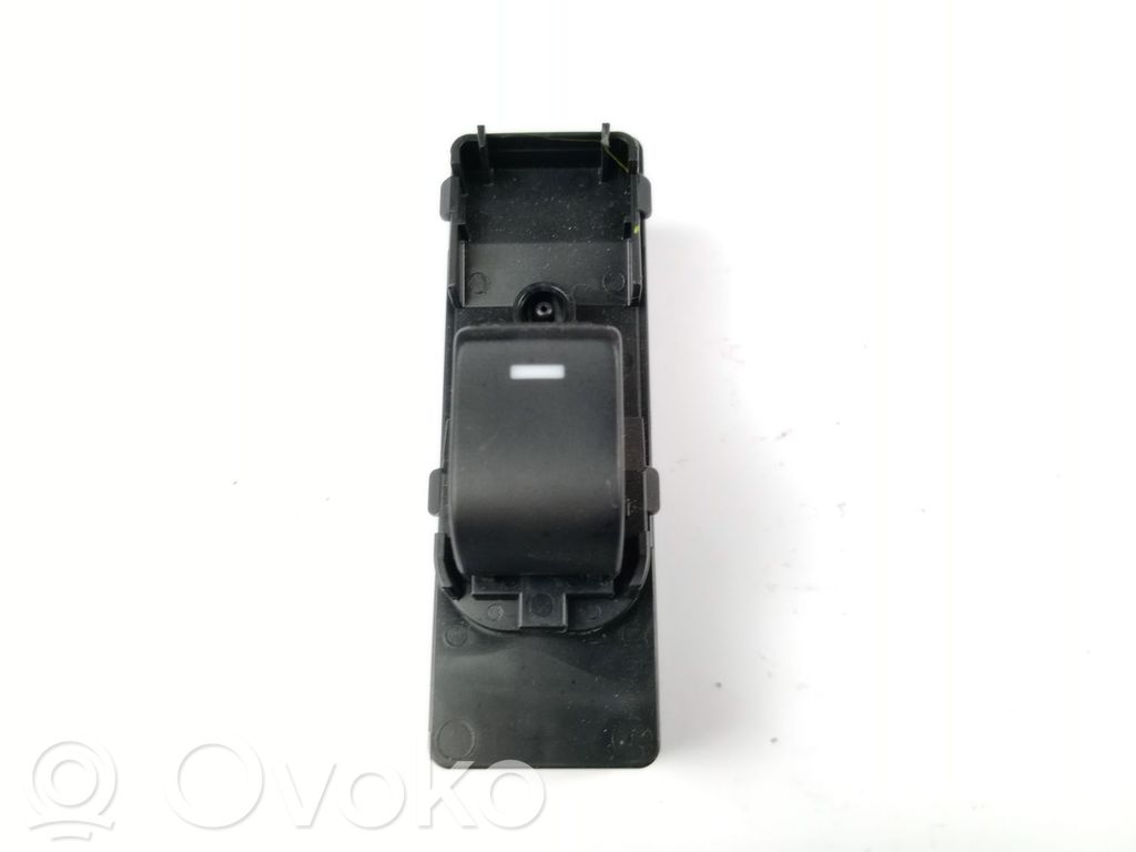 Electric window control switch   BPN266380A