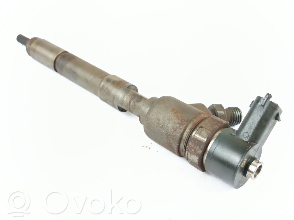 Inyector de combustible   0445110618