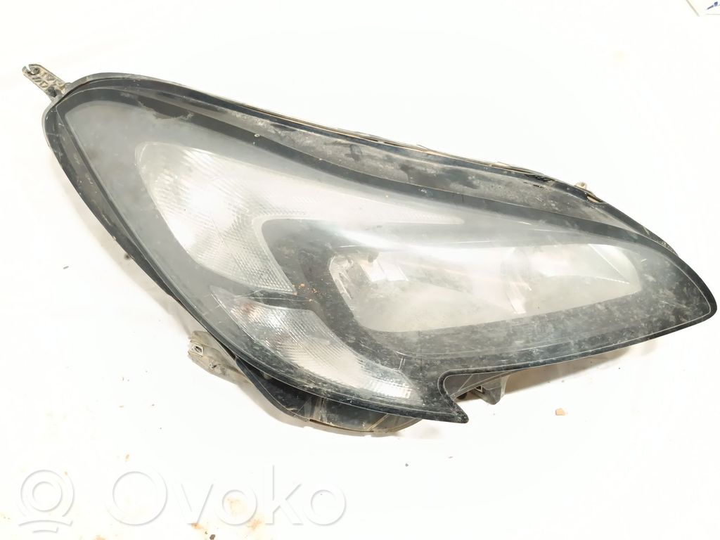 Opel Corsa E Headlight/headlamp 