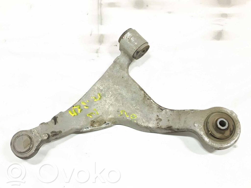 Mitsubishi Lancer X Brazo de suspensión trasero 