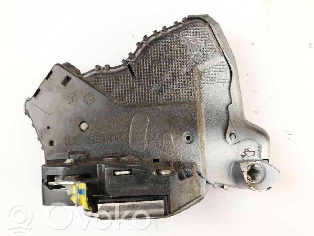 Toyota Auris 150 Serratura portiera anteriore 