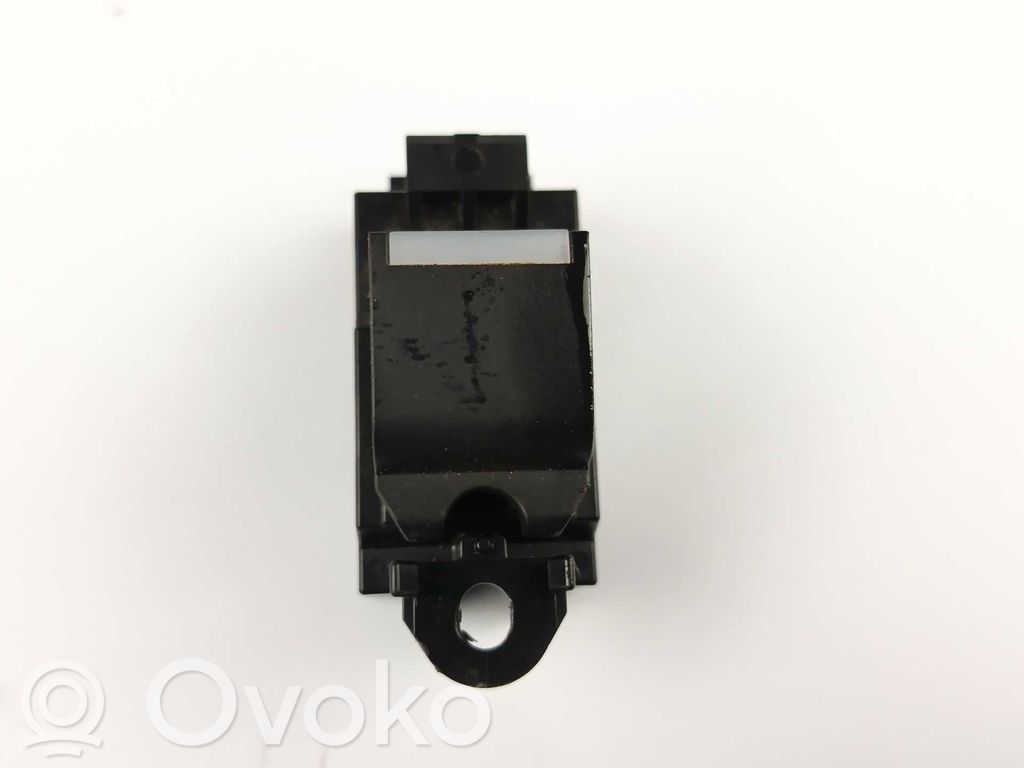 Interruptor del elevalunas eléctrico   FK7214717AB