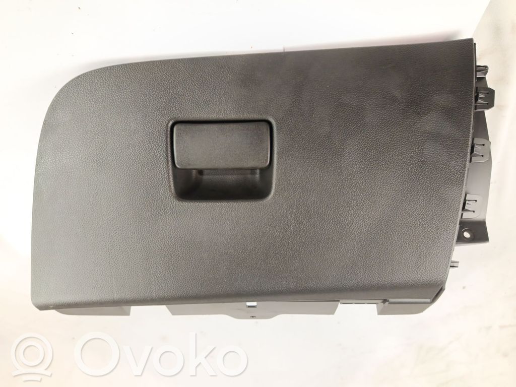 Guantera   39046539