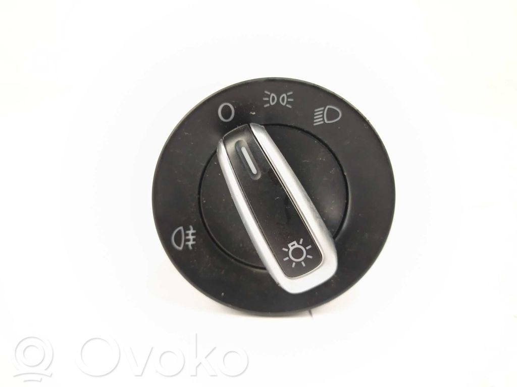 Interruptor de control del panel de luces   6R0941531H