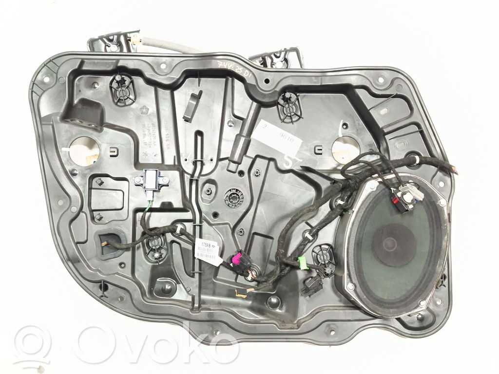 Front door manual window regulator   E24425102