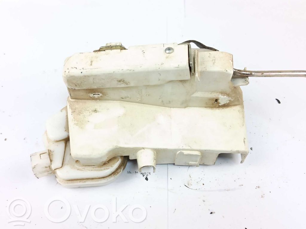 Mitsubishi Montero Etuoven lukko