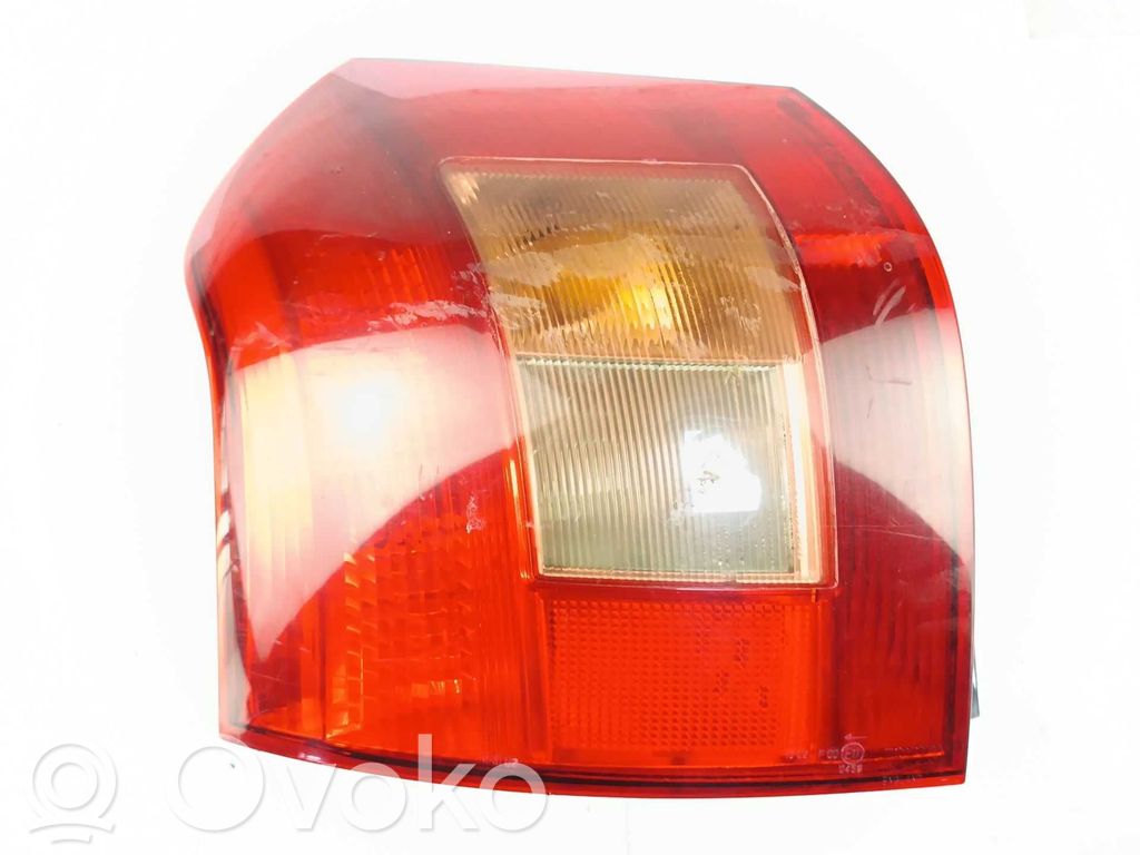 Luz trasera/de freno   8149813010