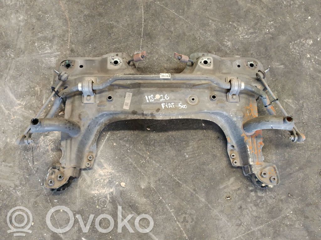 Fiat 500L Rama pomocnicza przednia 