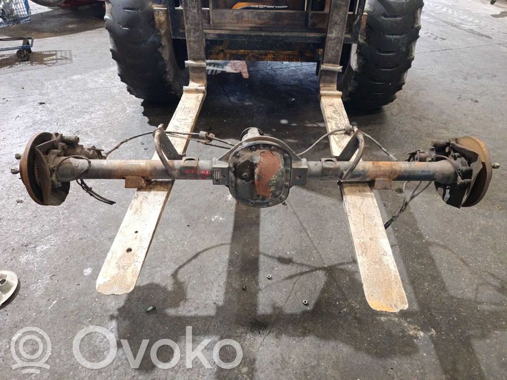 Iveco Daily 4th gen Eje trasero con reductor 
