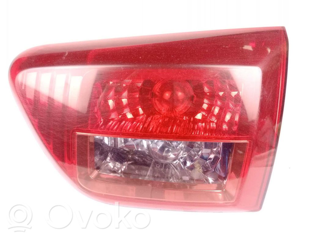 Peugeot 4007 Luz trasera/de freno
