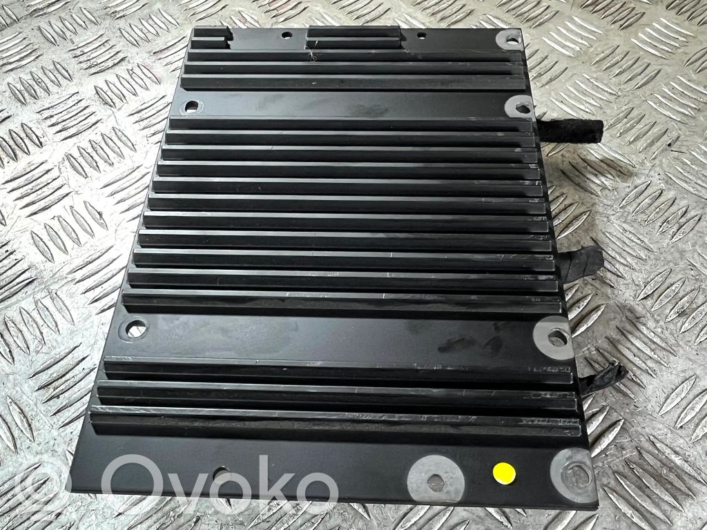 Volvo C70 Sound amplifier 