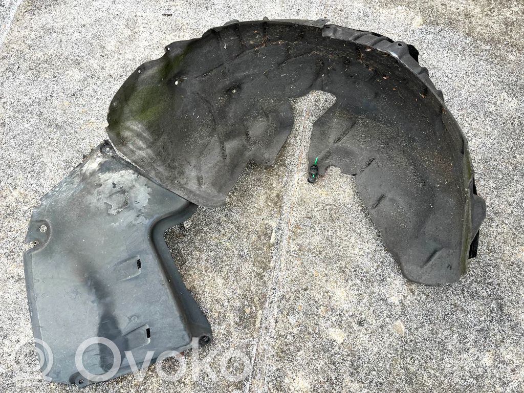 Audi A5 Revestimientos de la aleta guardabarros antisalpicaduras trasera 