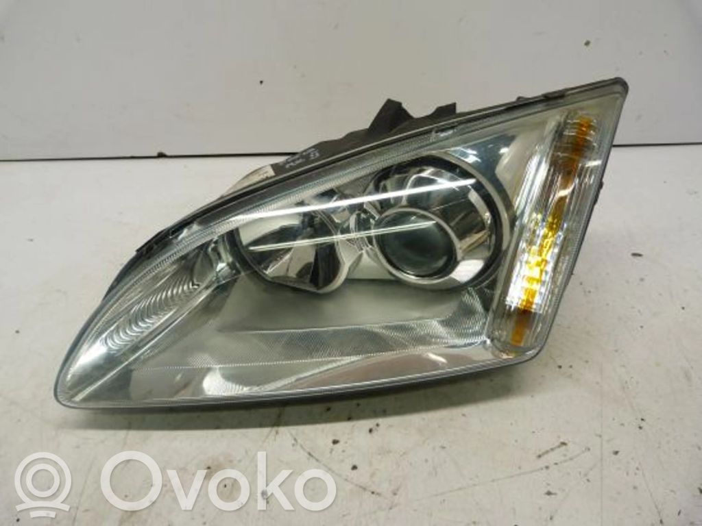 Ford Focus Headlight/headlamp 