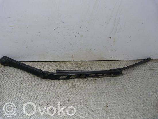 BMW 5 E60 E61 Front wiper blade arm 