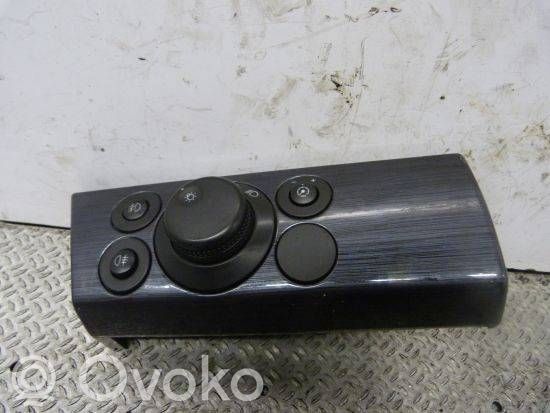 Opel Astra H Light switch 