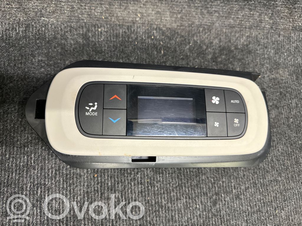 Climate control unit   P68223337AF,T109710462