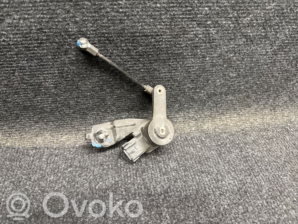 Chevrolet Camaro Czujnik poziomowania tylnego zawieszenia pneumatycznego 